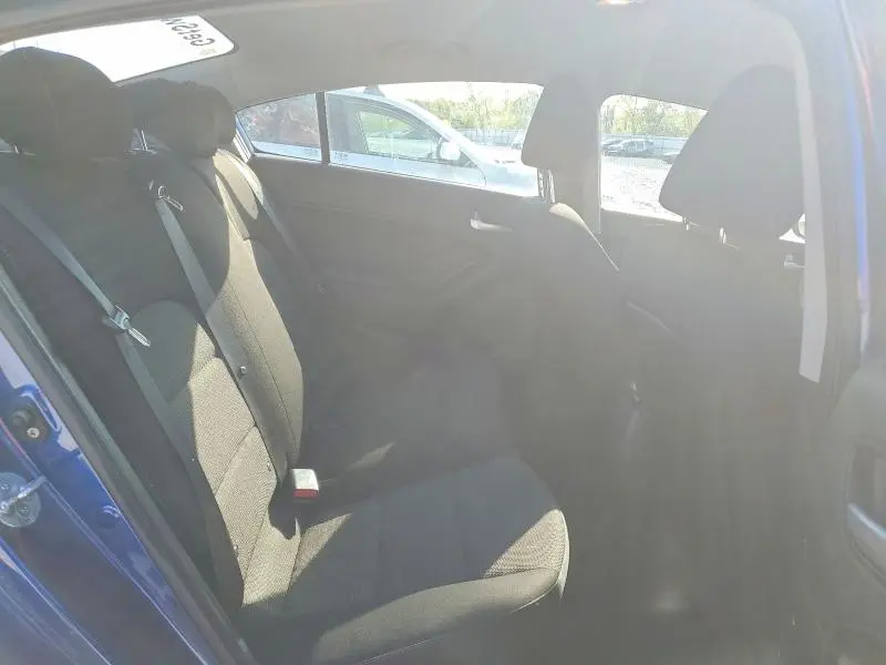 2018 KIA FORTE LX  