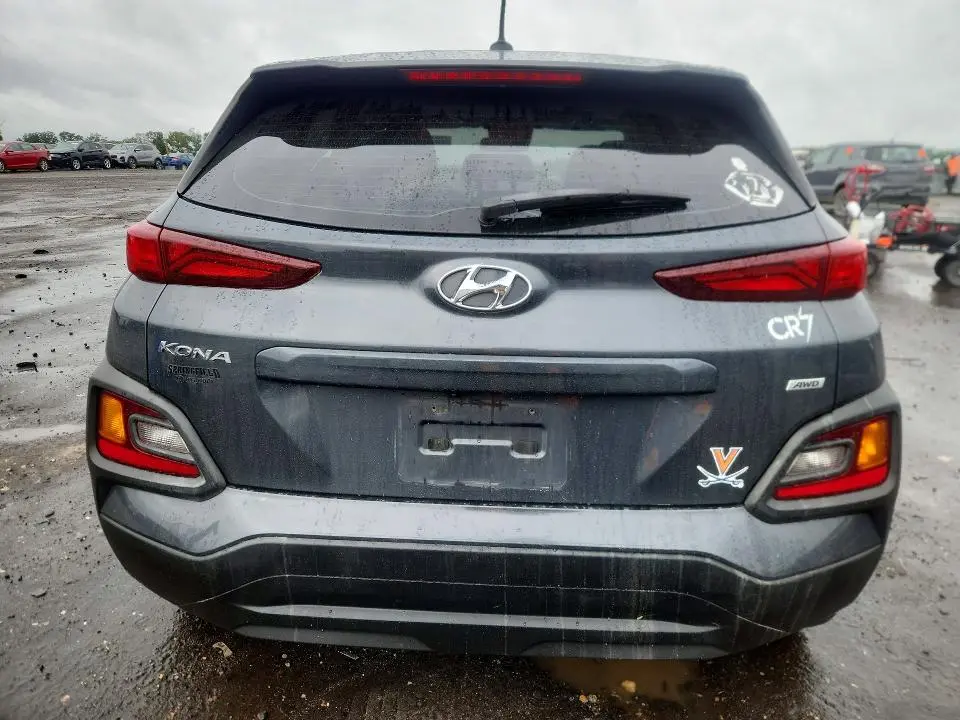 2020 HYUNDAI KONA SE  