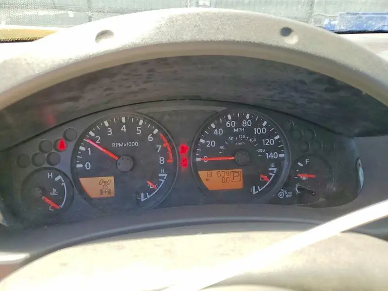 2015 NISSAN FRONTIER SV  