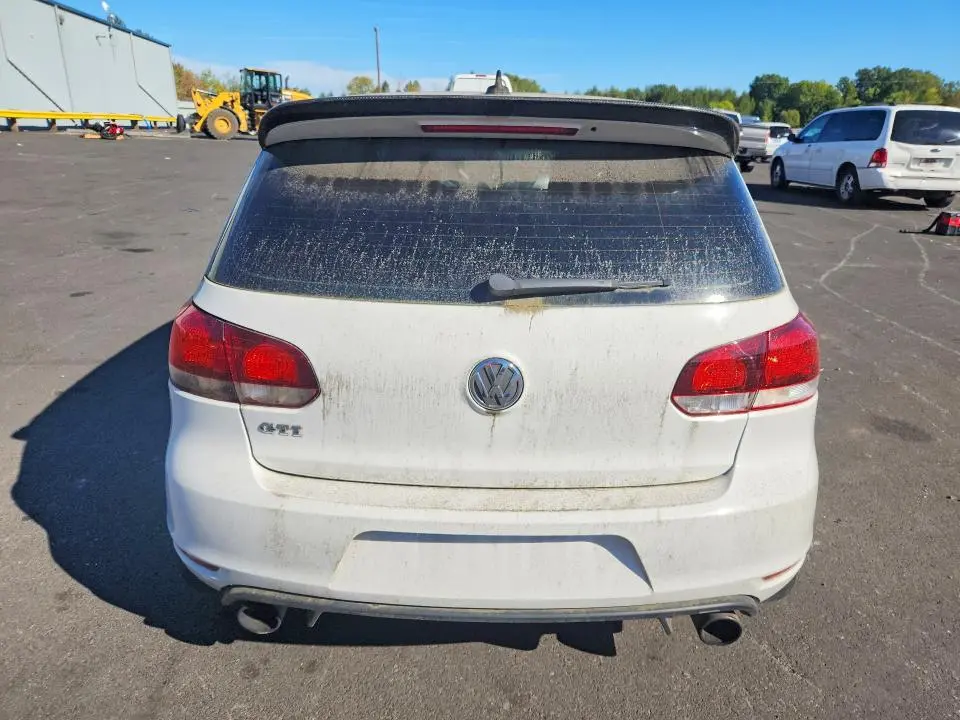 2013 VOLKSWAGEN GTI   