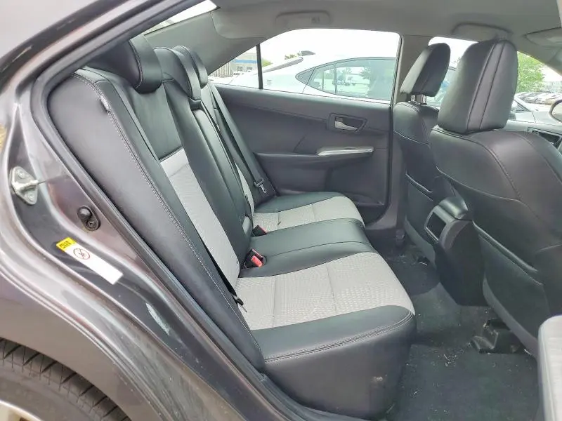 2014 TOYOTA CAMRY SE  