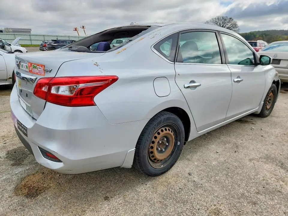 2016 NISSAN SENTRA SV  