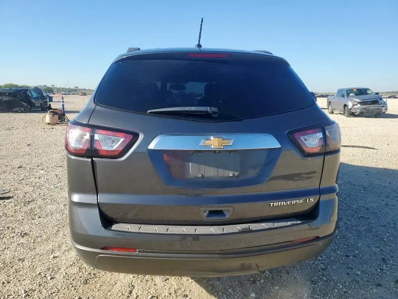 2013 CHEVROLET TRAVERSE LS  