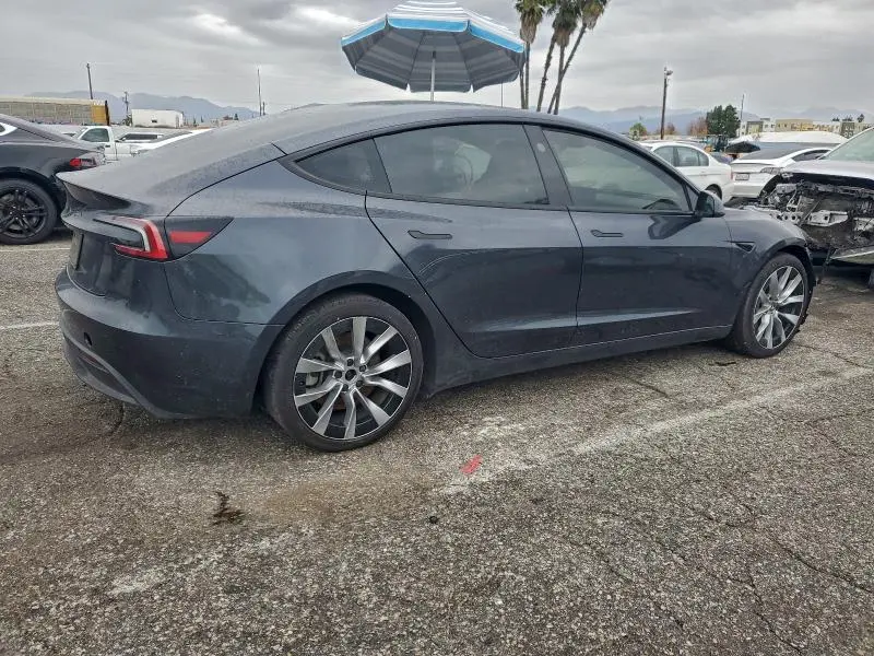 2024 TESLA MODEL 3   