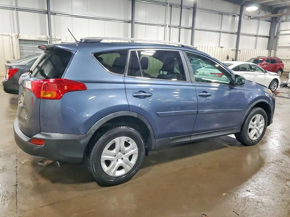 2013 TOYOTA RAV4 LE  