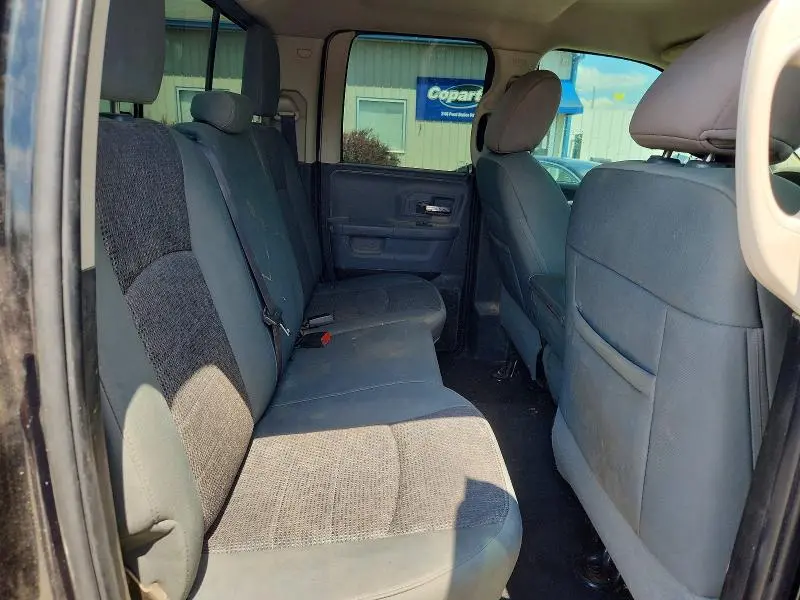 2015 RAM 1500 SLT  