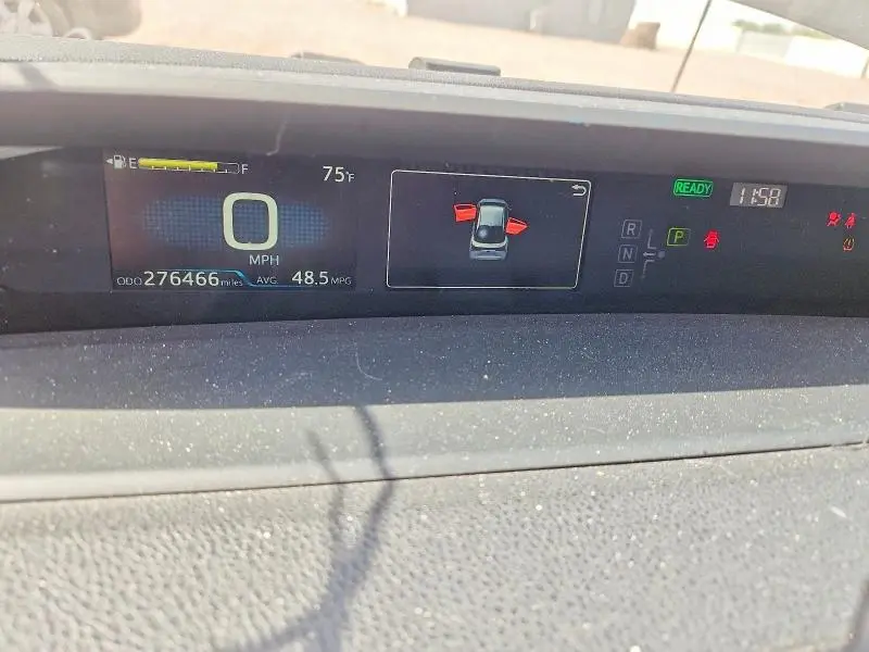 2021 TOYOTA PRIUS LE  