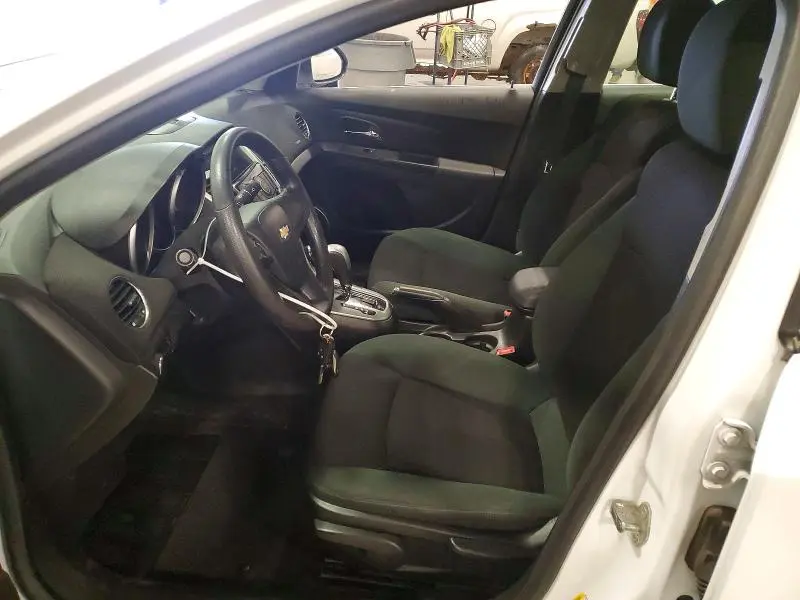 2011 CHEVROLET CRUZE LT  