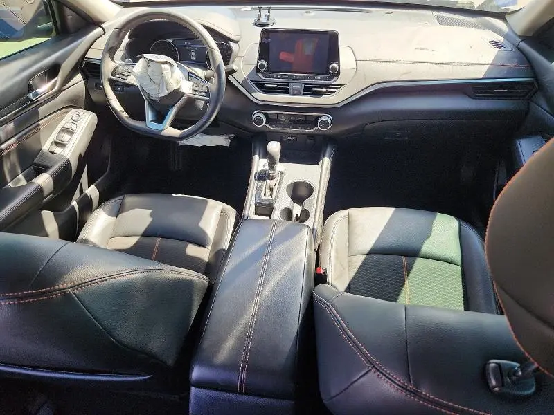 2020 NISSAN ALTIMA SR  