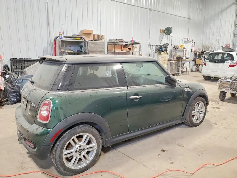 2011 MINI COOPER S  
