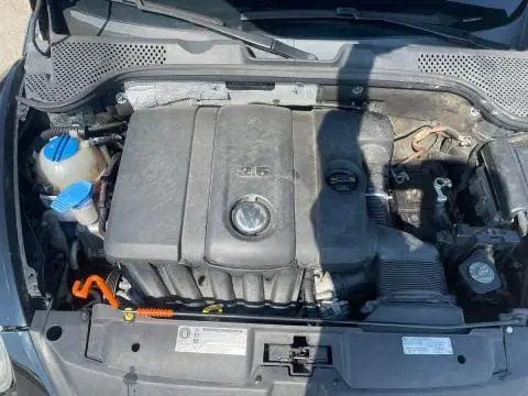 2014 VOLKSWAGEN BEETLE   