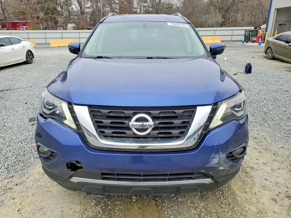 2019 NISSAN PATHFINDER SV  