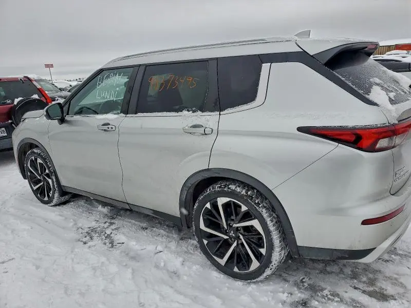 2022 MITSUBISHI OUTLANDER SE  