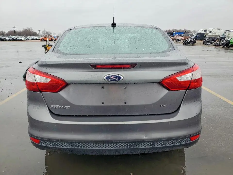 2013 FORD FOCUS SE  