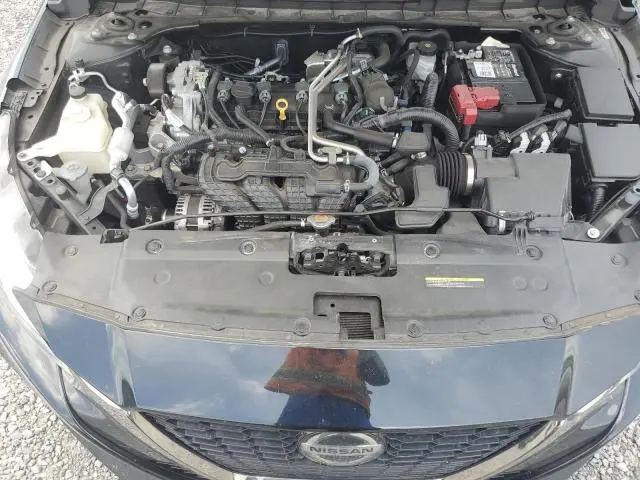 2022 NISSAN ALTIMA SR  