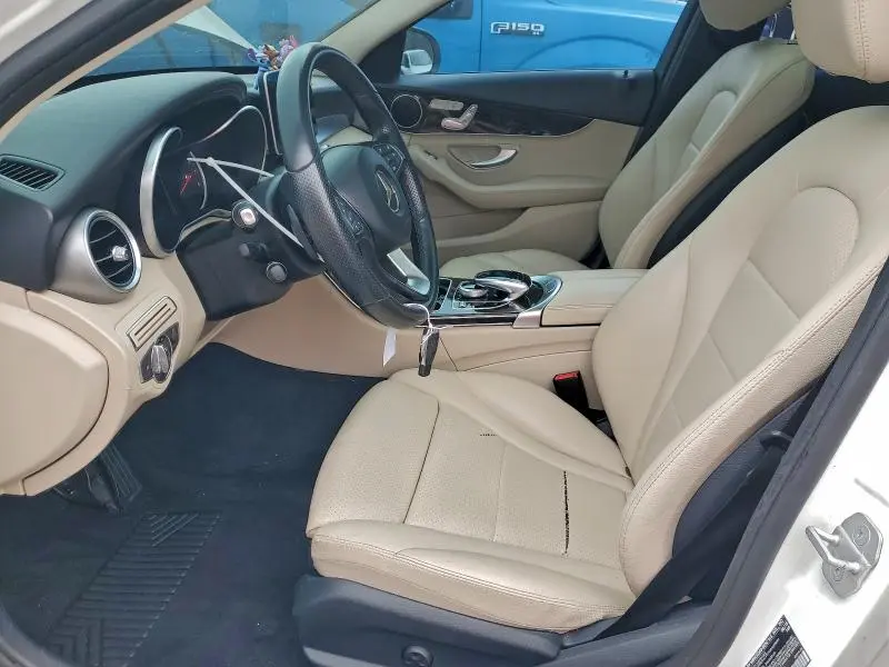 2016 MERCEDES-BENZ C 300  