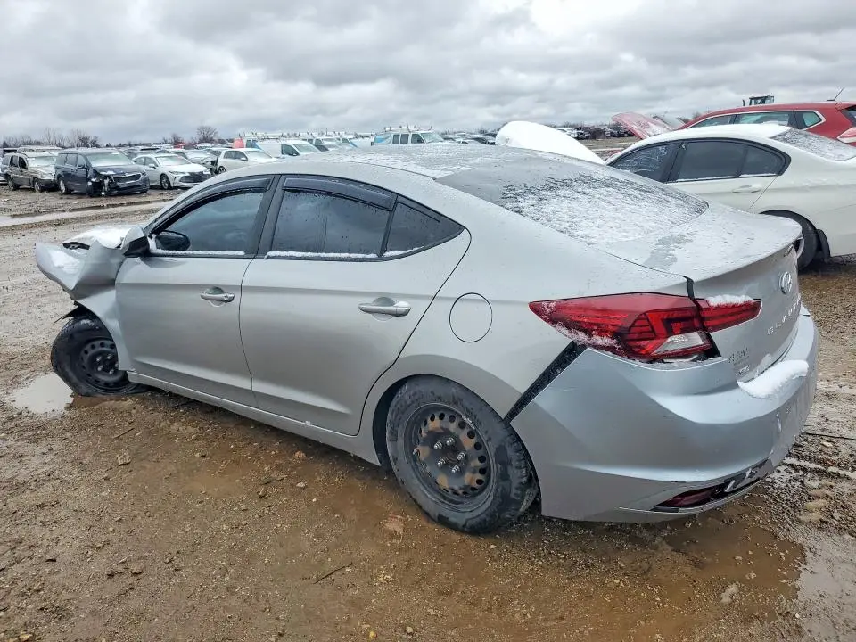 2020 HYUNDAI ELANTRA SE  