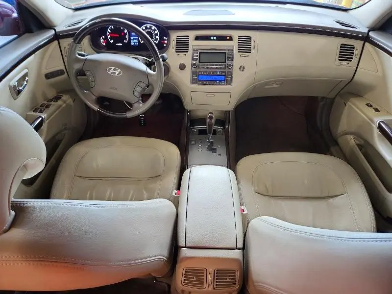 2011 HYUNDAI AZERA LIMITED  