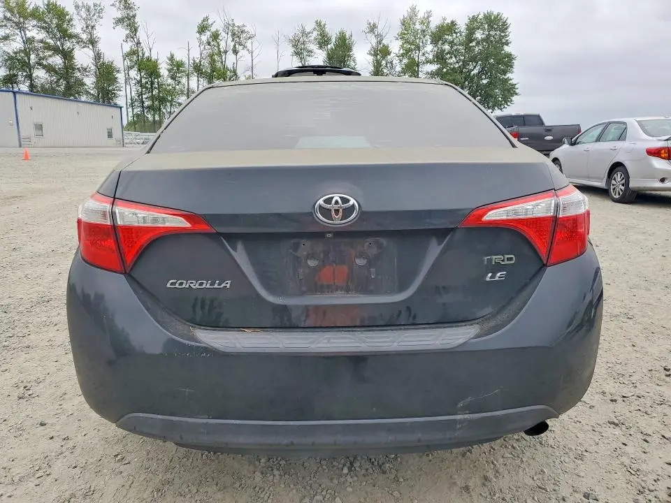 2015 TOYOTA COROLLA LE PLUS  