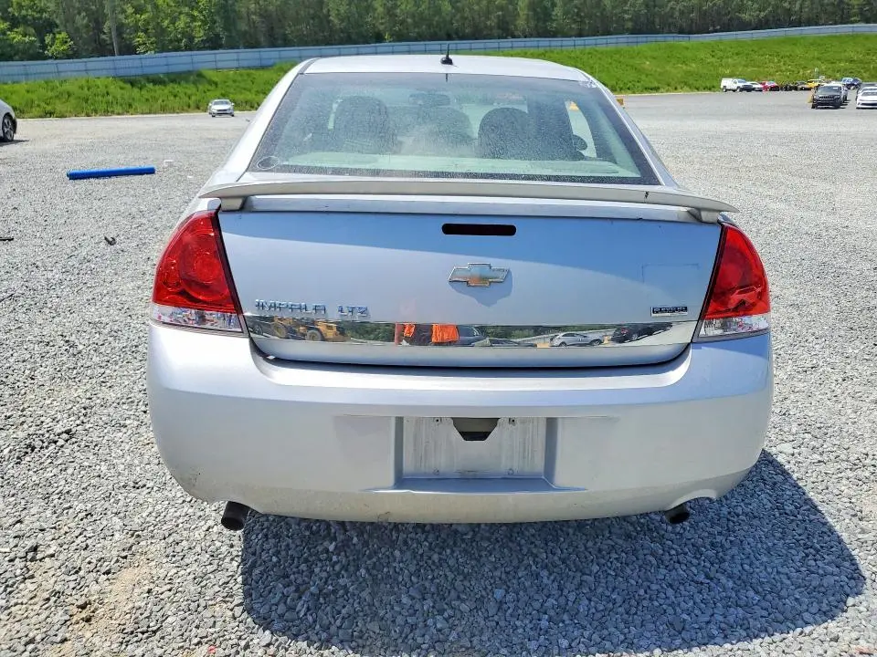 2010 CHEVROLET IMPALA LTZ  