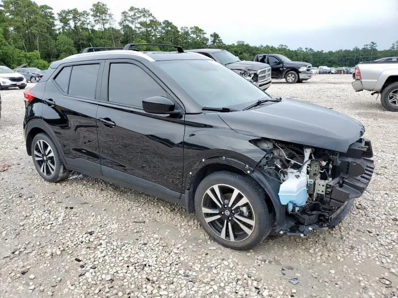 2019 NISSAN KICKS S  