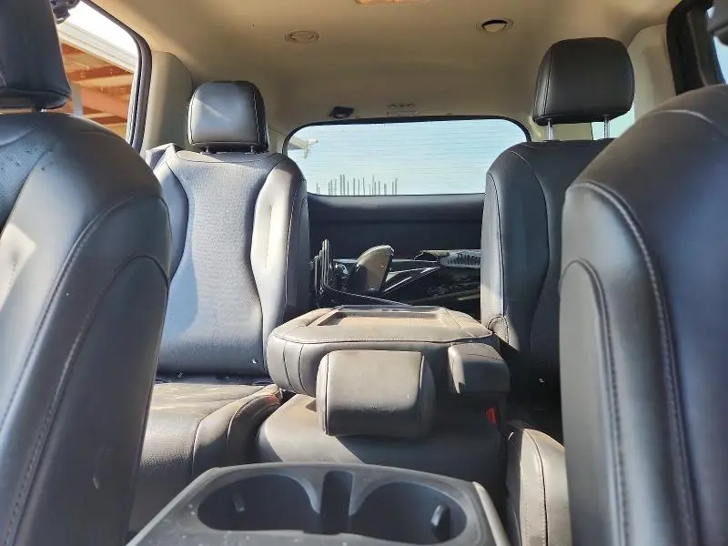 2023 KIA CARNIVAL LX  