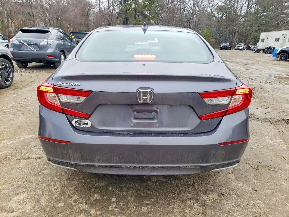 2022 HONDA ACCORD LX  