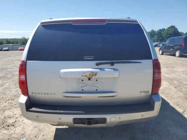 2011 CHEVROLET SUBURBAN C1500 LT  