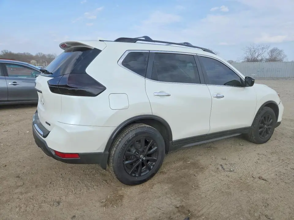 2018 NISSAN ROGUE SV  