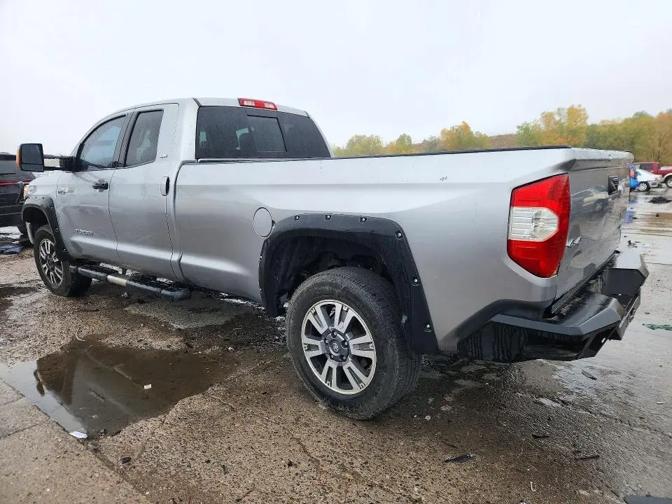 2016 TOYOTA TUNDRA SR5  