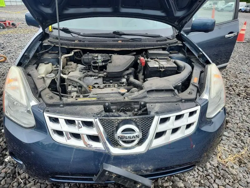 2012 NISSAN ROGUE S  