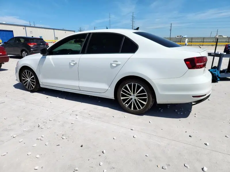 2016 VOLKSWAGEN JETTA SPORT  