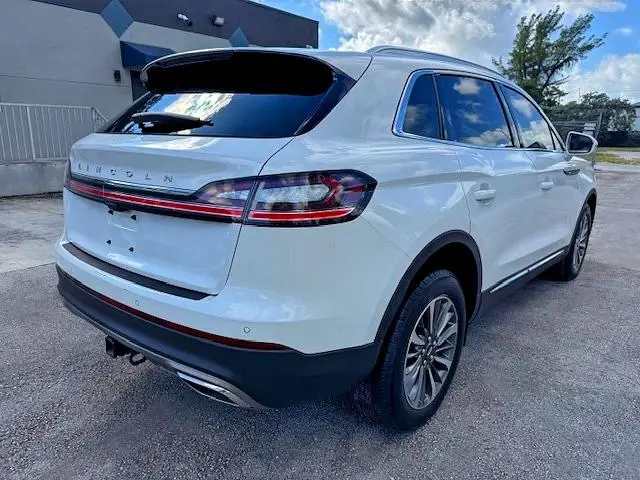 2021 LINCOLN NAUTILUS RESERVE  