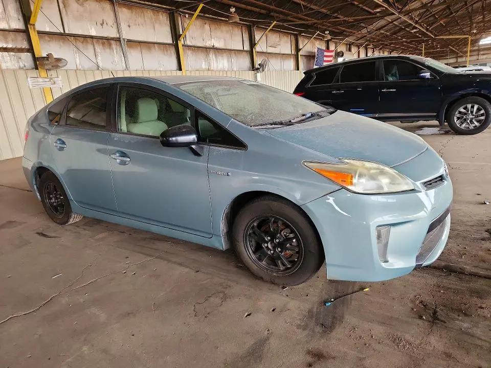 2012 TOYOTA PRIUS TWO  