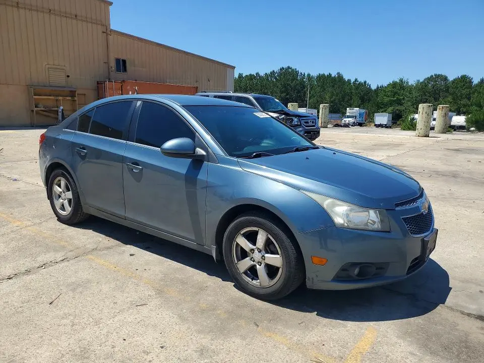 2012 CHEVROLET CRUZE LT  