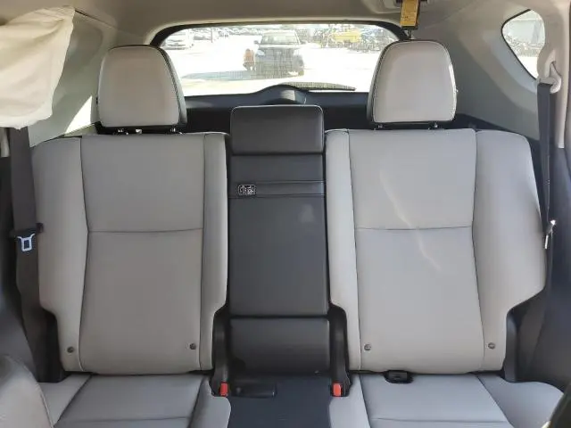 2017 TOYOTA RAV4 HV LIMITED  