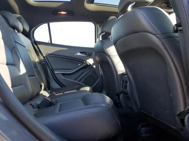 2015 MERCEDES-BENZ GLA 250 4MATIC  