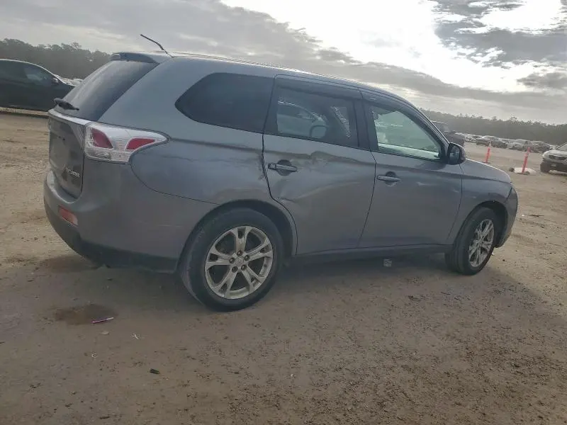 2014 MITSUBISHI OUTLANDER SE  