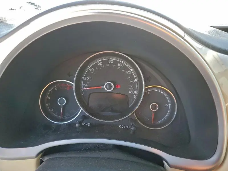 2019 VOLKSWAGEN BEETLE S  