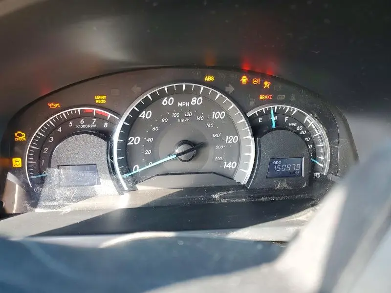 2014 TOYOTA CAMRY XLE V6  