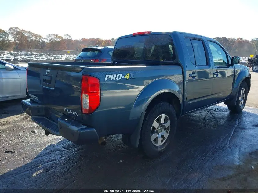 2013 NISSAN FRONTIER PRO-4X