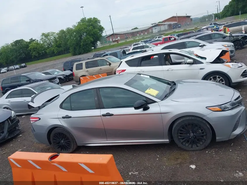 2020 TOYOTA CAMRY SE NIGHTSHADE EDITION AWD