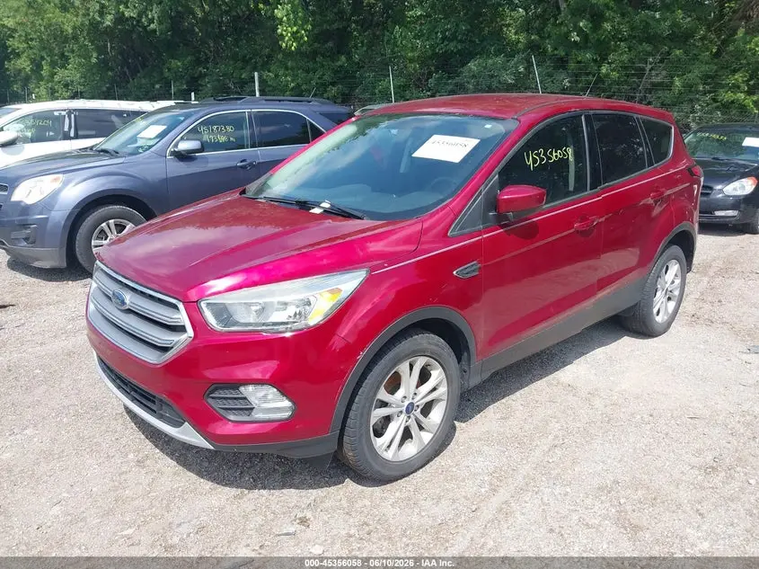 2017 FORD ESCAPE SE