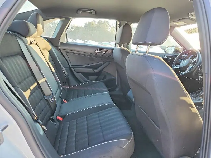 2024 VOLKSWAGEN JETTA SPORT  