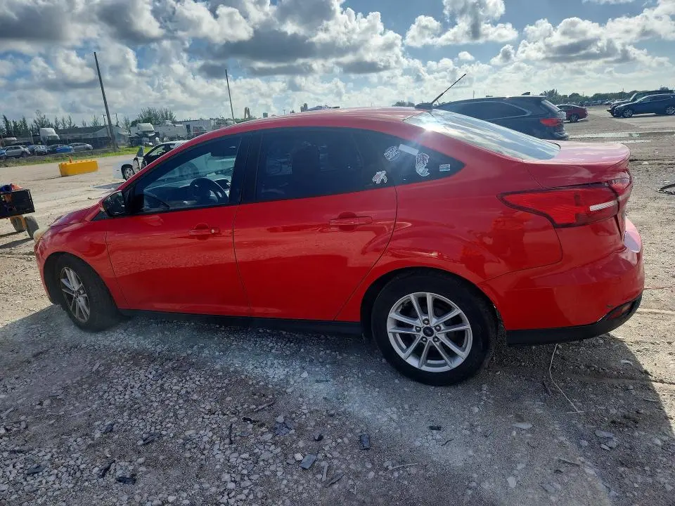 2017 FORD FOCUS SE  