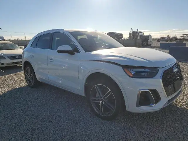 2022 AUDI Q5 E PREMIUM PLUS 55  