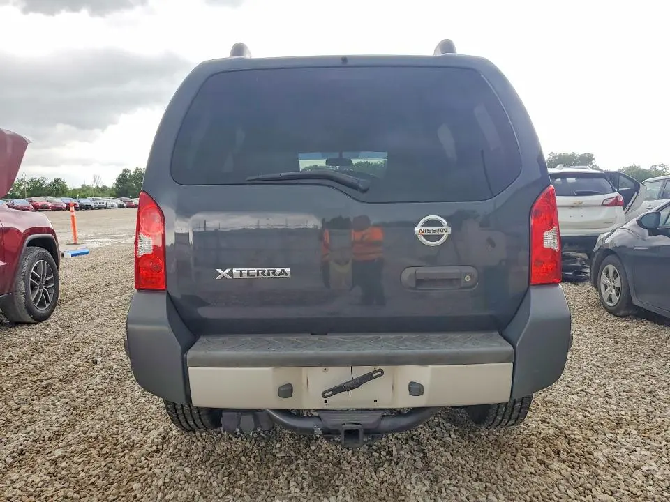 2013 NISSAN XTERRA X  
