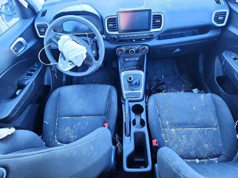 2023 HYUNDAI VENUE SE  
