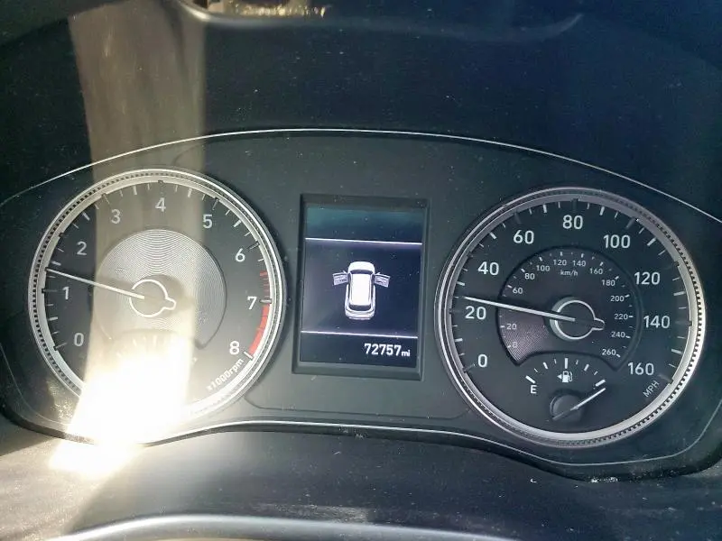 2020 HYUNDAI SANTA FE SE  