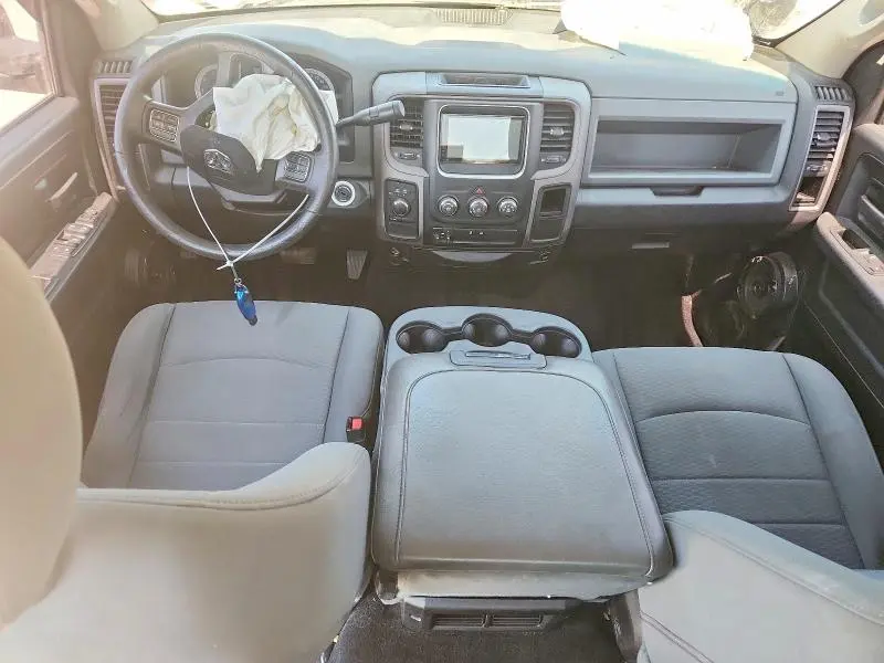 2013 RAM 1500 ST  